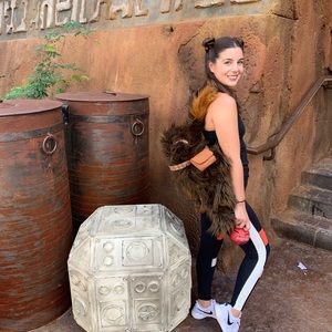 Meet your Posher, Allison